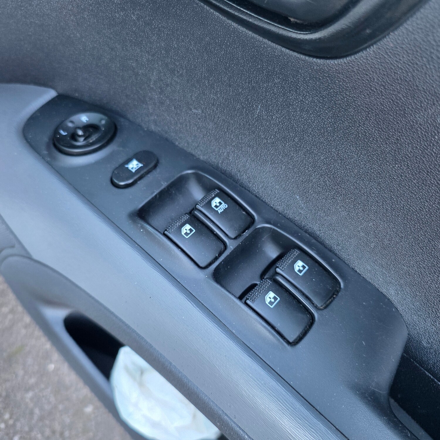 Used Hyundai i10 2013 for sale - 76340137: Photo 15