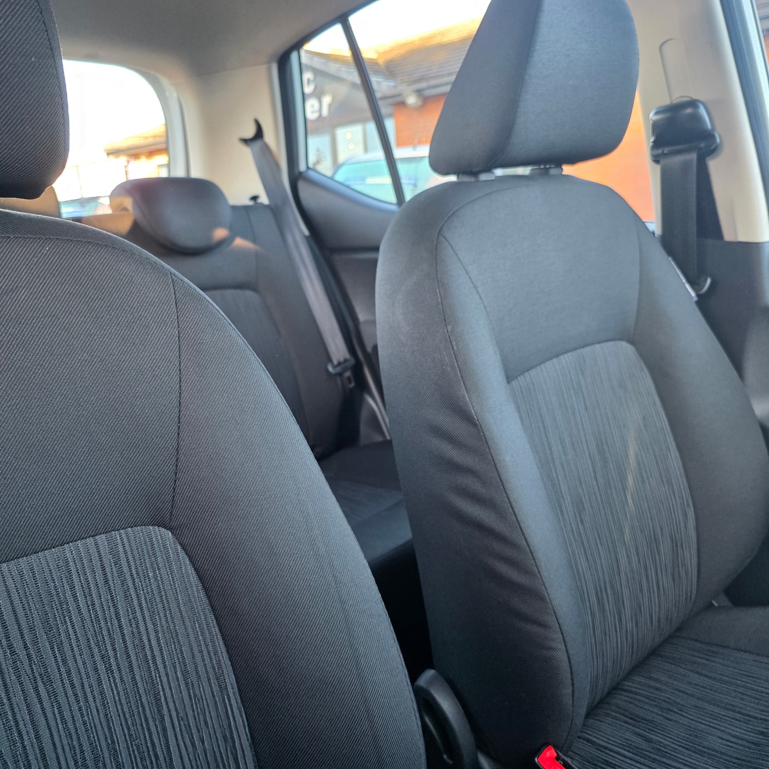 Used Hyundai i10 2013 for sale - 76340137: Photo 20