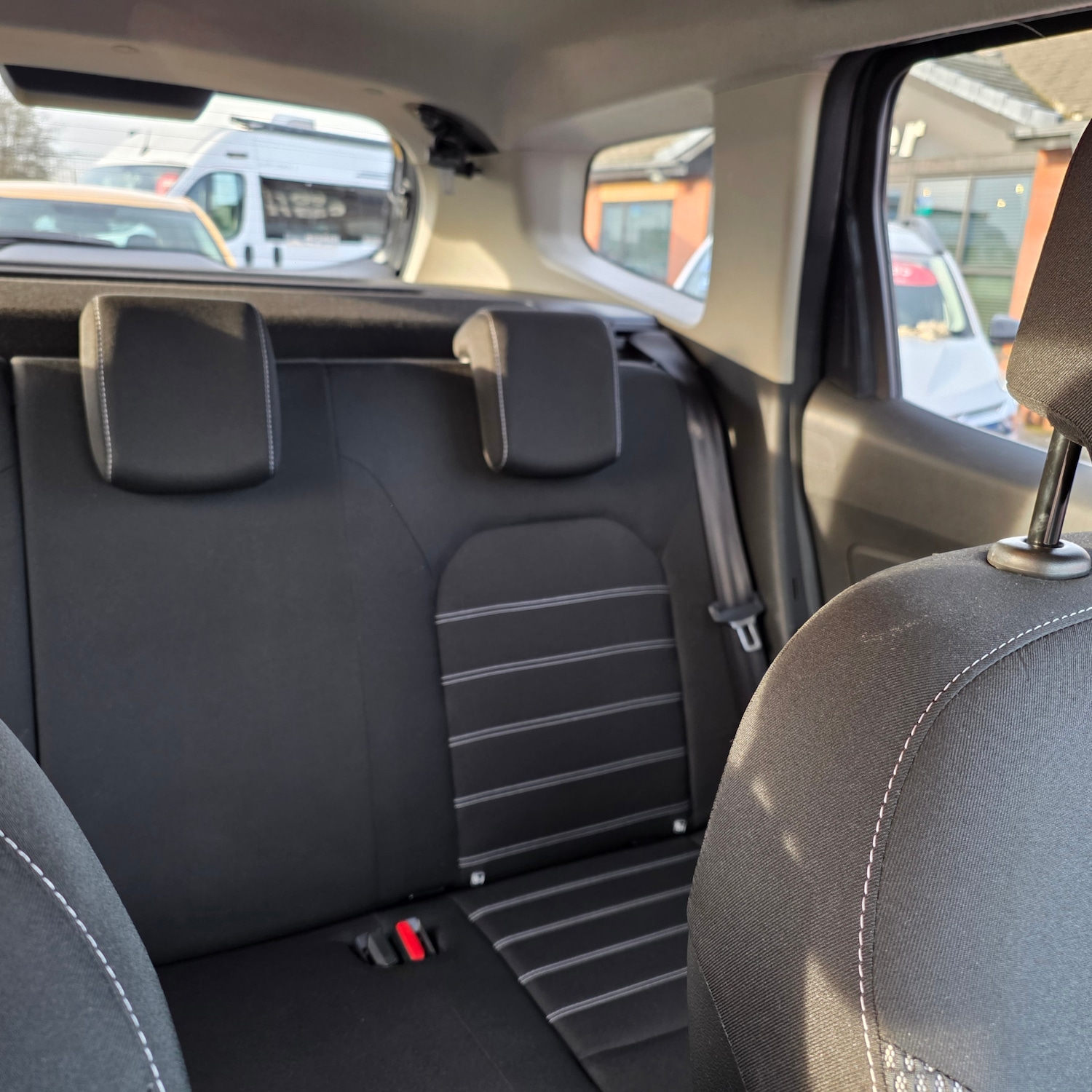 Used Dacia Duster 2018 for sale - 77149690: Photo 30