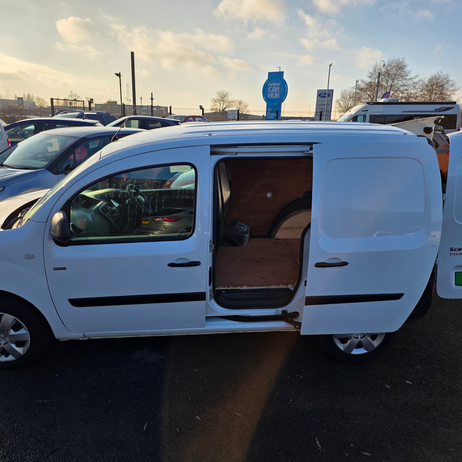 Used Renault Kangoo 2019 for sale - 77222907: Photo 13