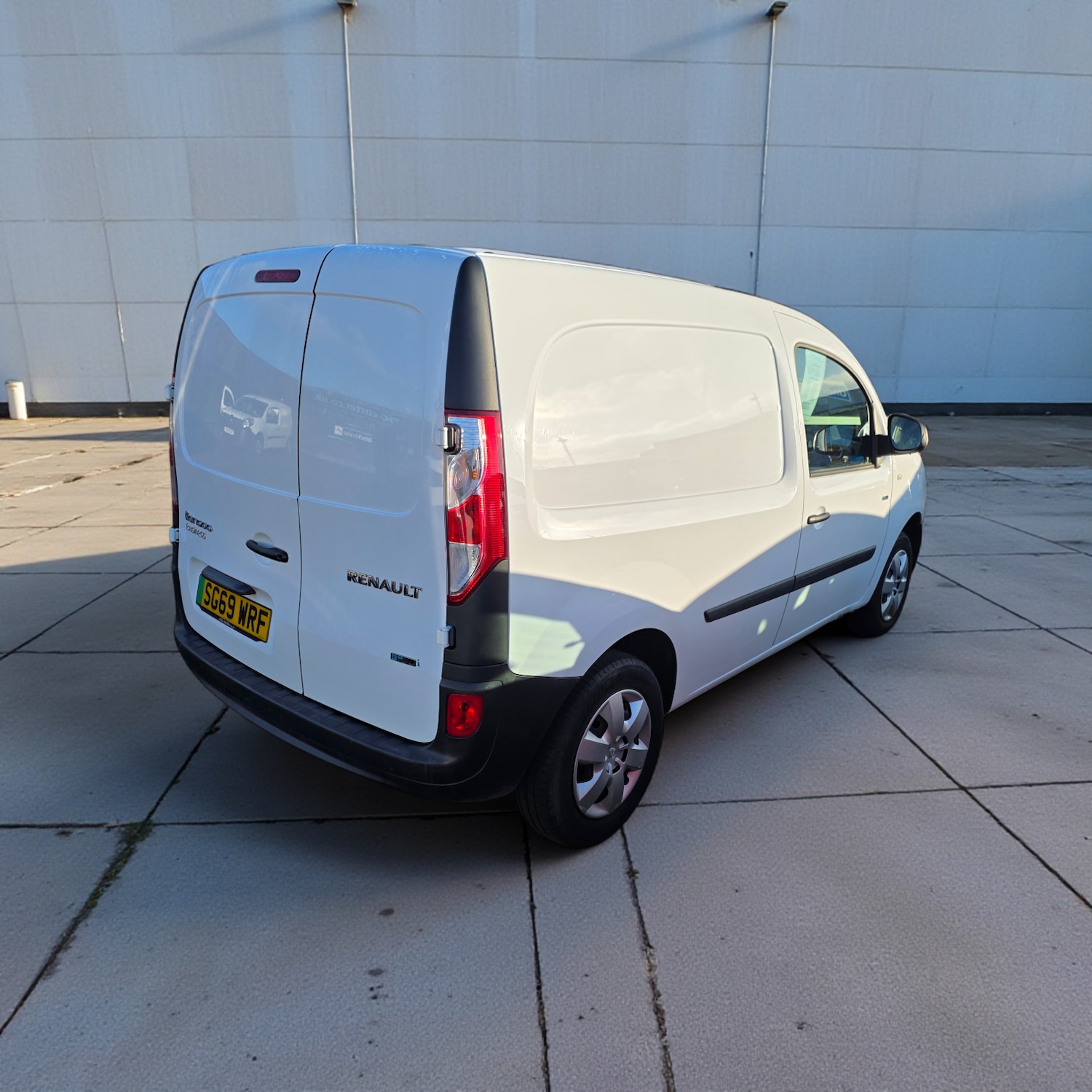 Used Renault Kangoo 2019 for sale - 77222907: Photo 2