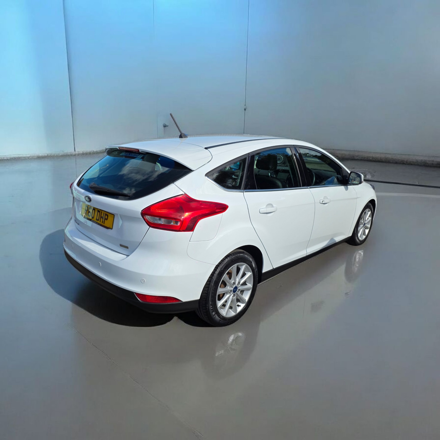 Used Ford Focus 2017 for sale - 76064865: Photo 2