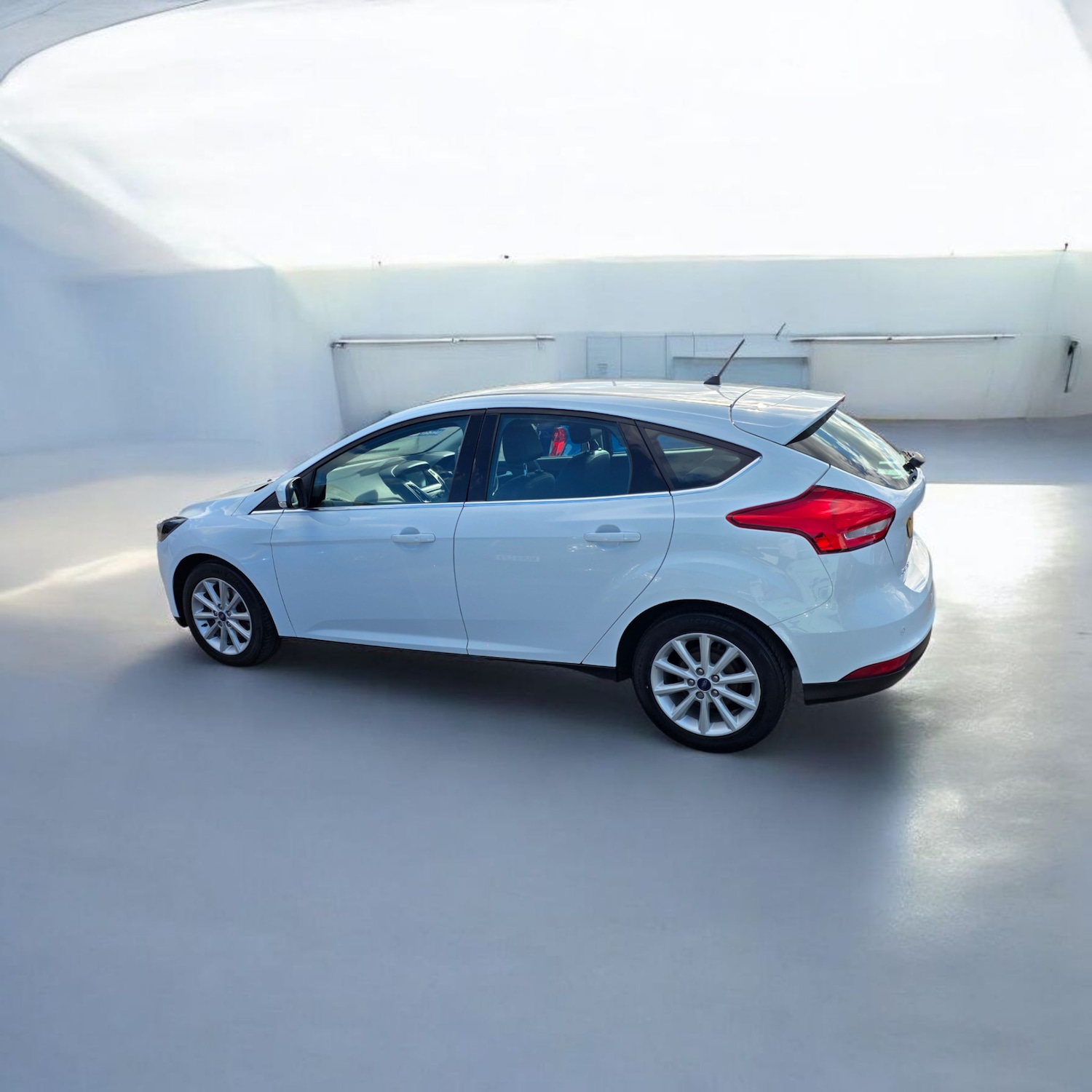 Used Ford Focus 2017 for sale - 76064865: Photo 5