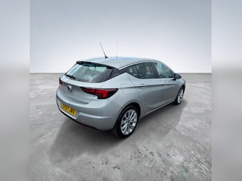 Used Vauxhall Astra 2017 for sale - 78641750: Photo