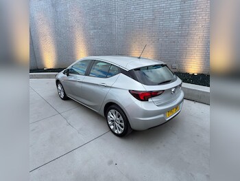 Used Vauxhall Astra 2017 for sale - 78641750: Photo