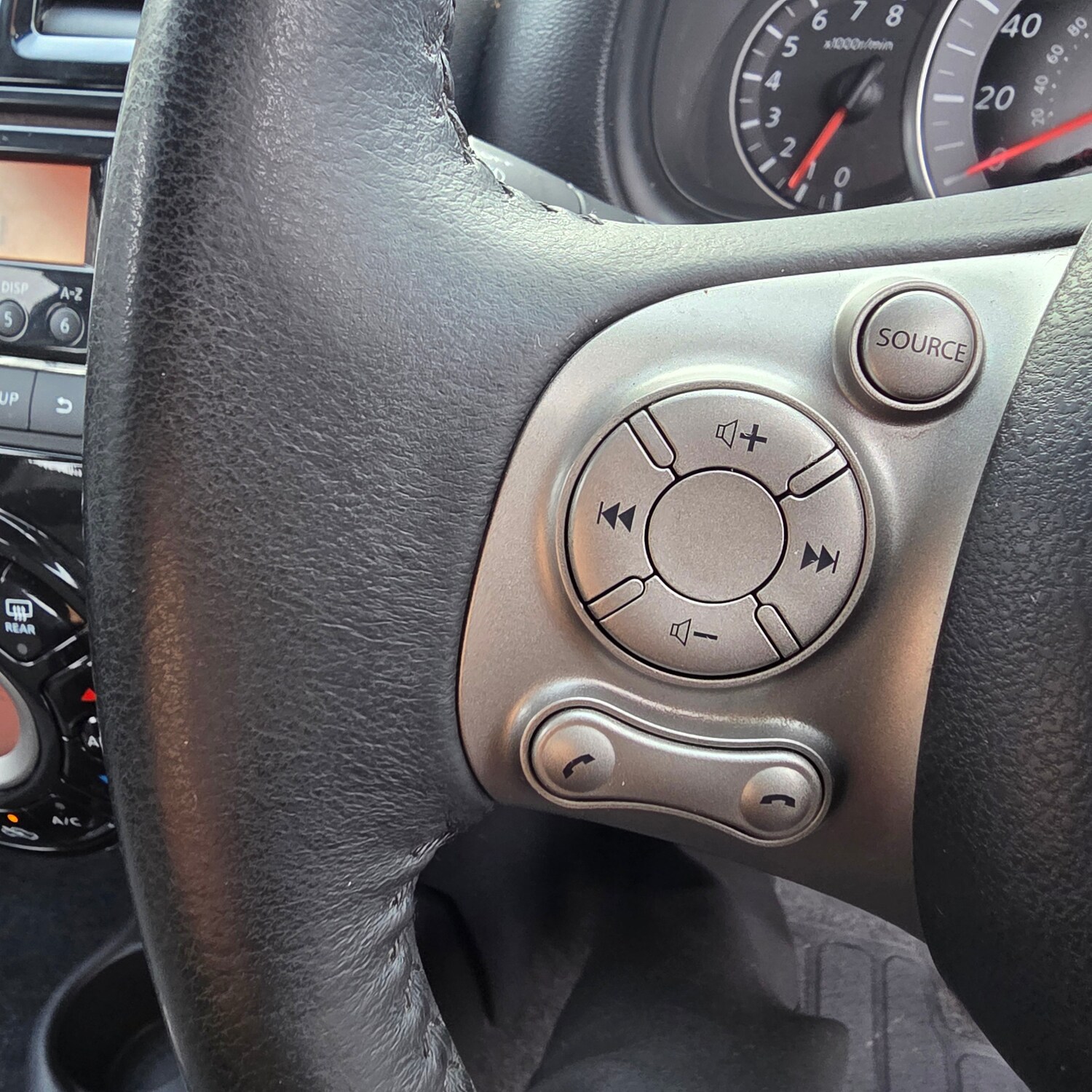 Used Nissan Micra 2014 for sale - 77590127: Photo 18