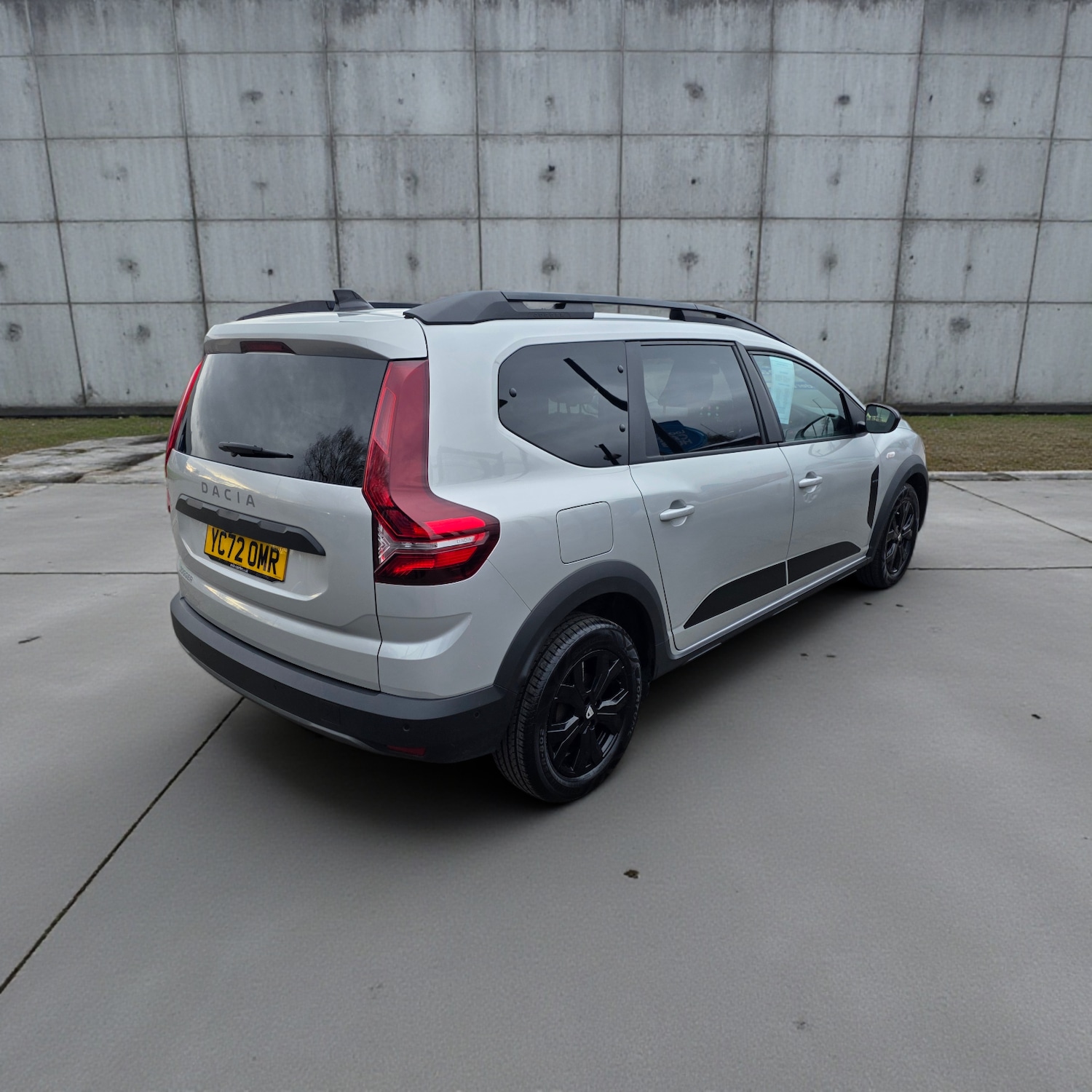 Used Dacia Jogger 2022 for sale - 76940518: Photo 2