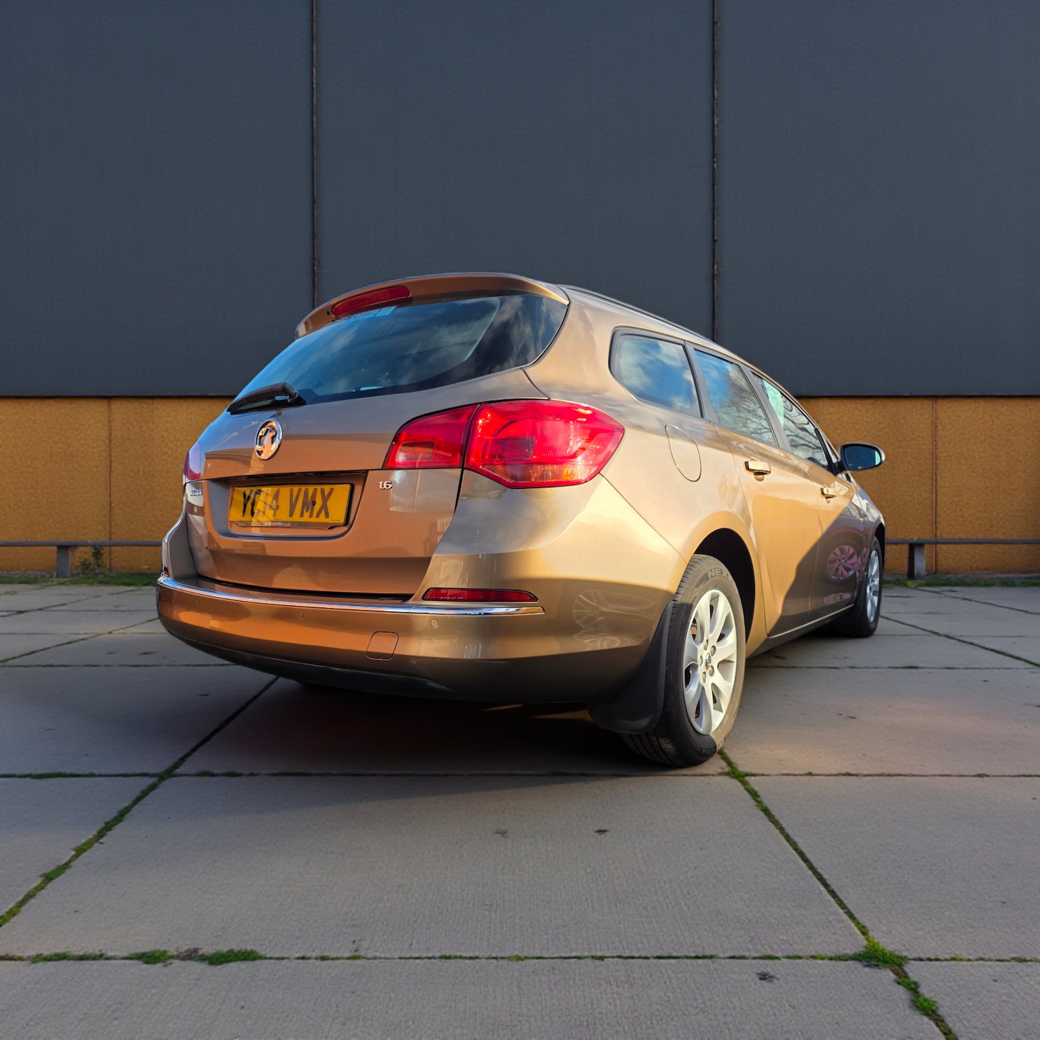 Used Vauxhall Astra 2014 for sale - 77222910: Photo 7