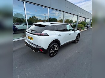 Used Peugeot 2008 2023 for sale - 78554432: Photo