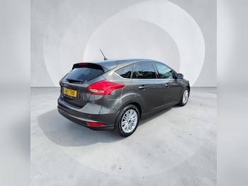 Used Ford Focus 2017 for sale - 79542846: Photo