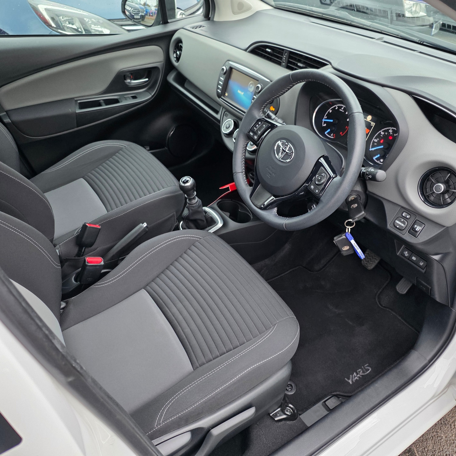Used Toyota Yaris 2019 for sale - 76578422: Photo 19