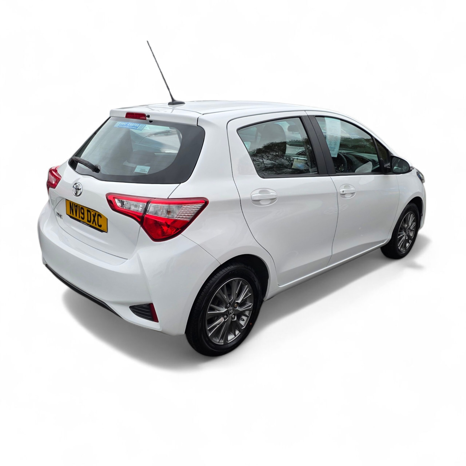 Used Toyota Yaris 2019 for sale - 76578422: Photo 2