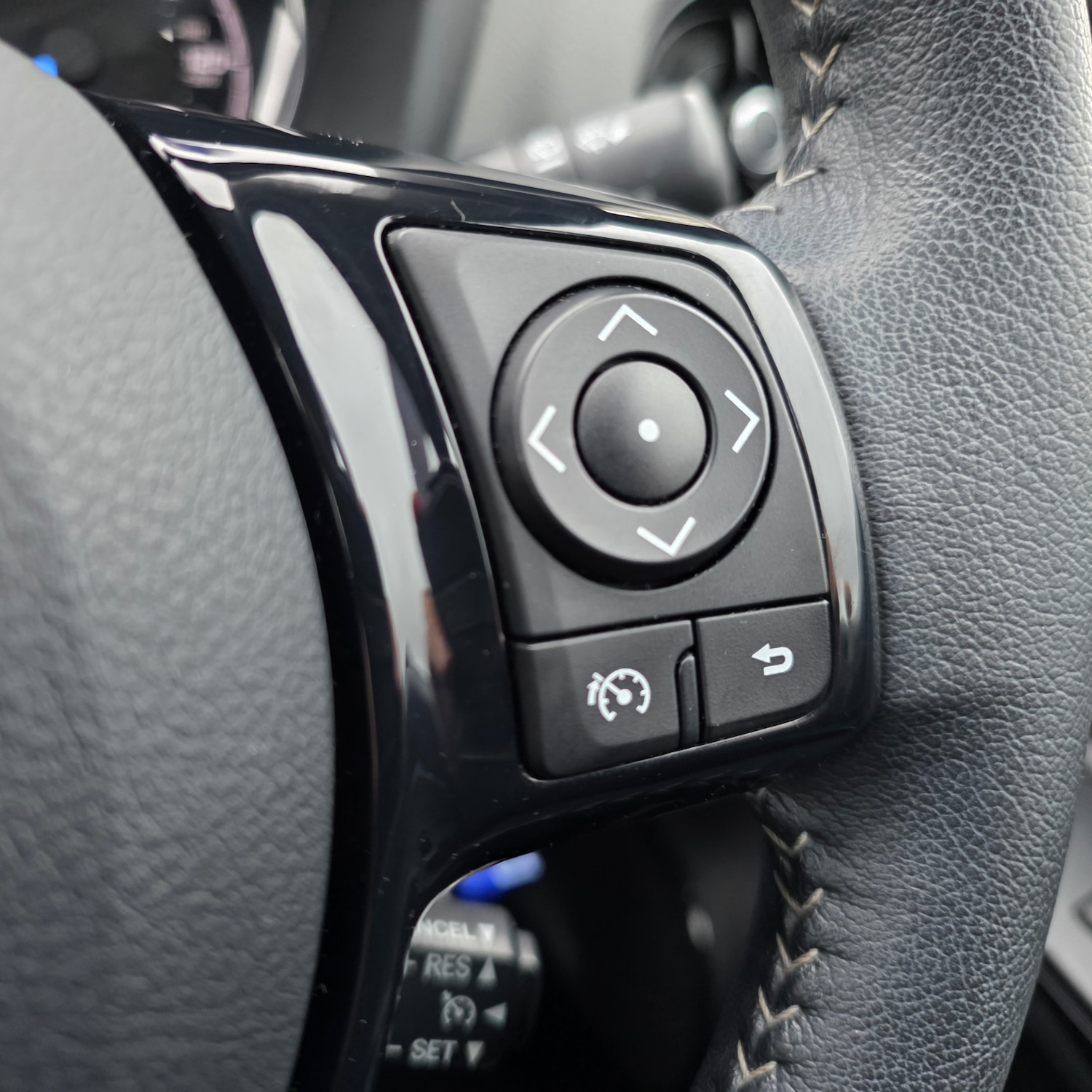 Used Toyota Yaris 2019 for sale - 76578422: Photo 22