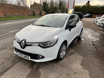 Used Renault Clio 2015 for sale - 79703474: Photo