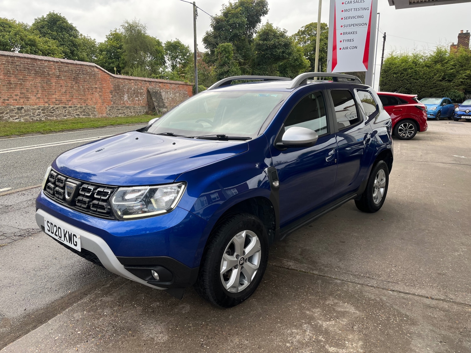 Used Dacia Duster 2020 for sale - 76859283: Photo 2