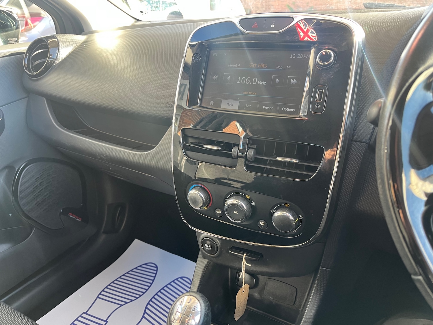 Used Renault Clio 2013 for sale - 76859164: Photo 12