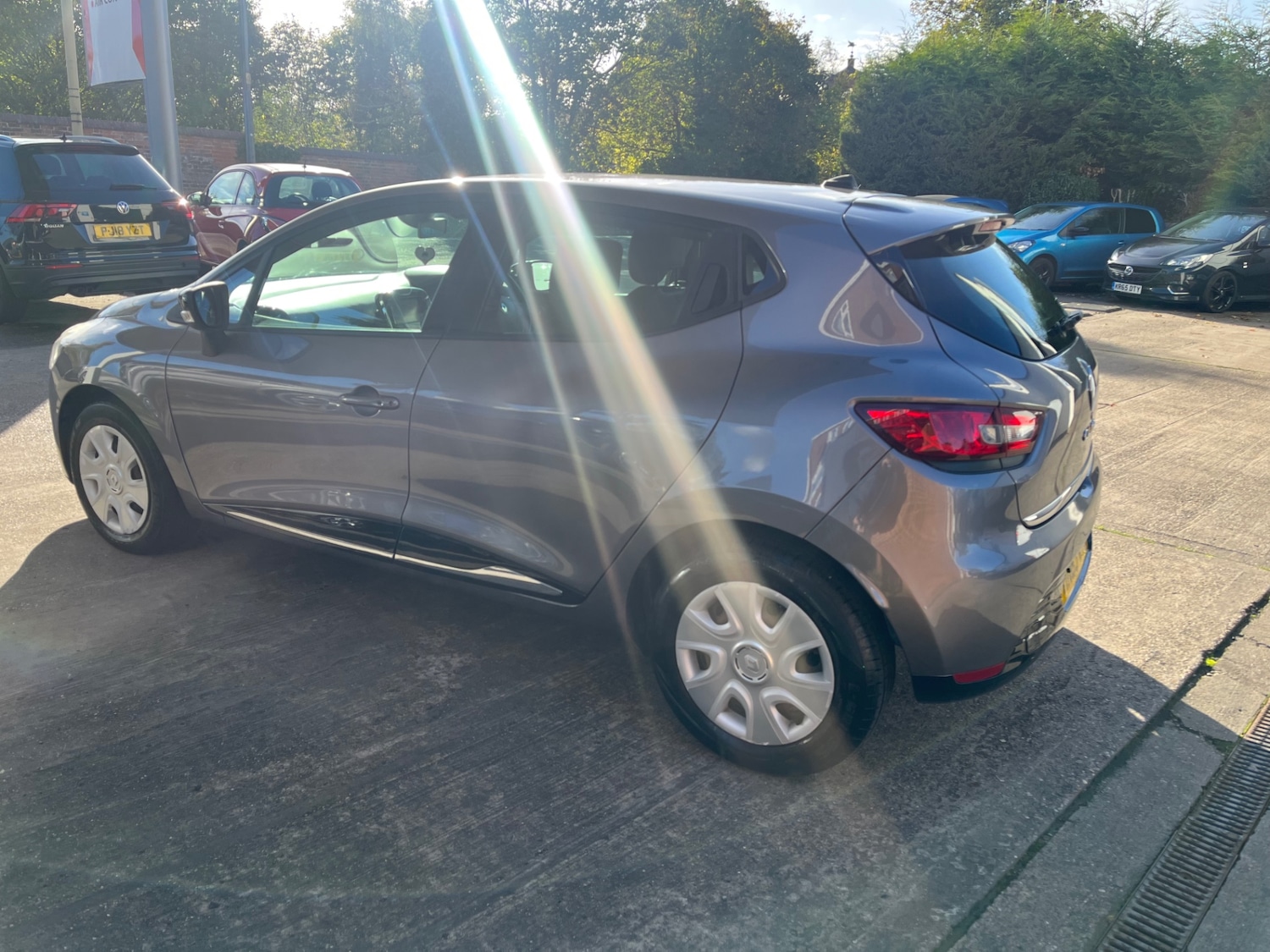 Used Renault Clio 2013 for sale - 76859164: Photo 5