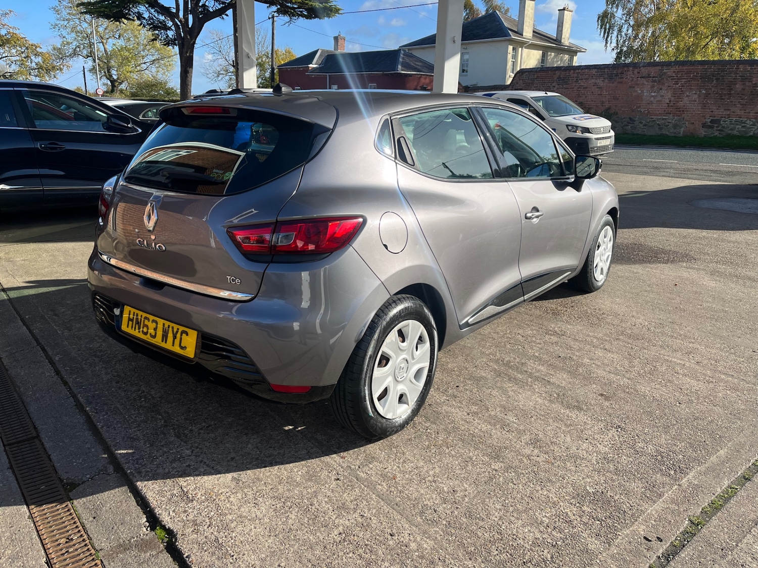 Used Renault Clio 2013 for sale - 76859164: Photo 7