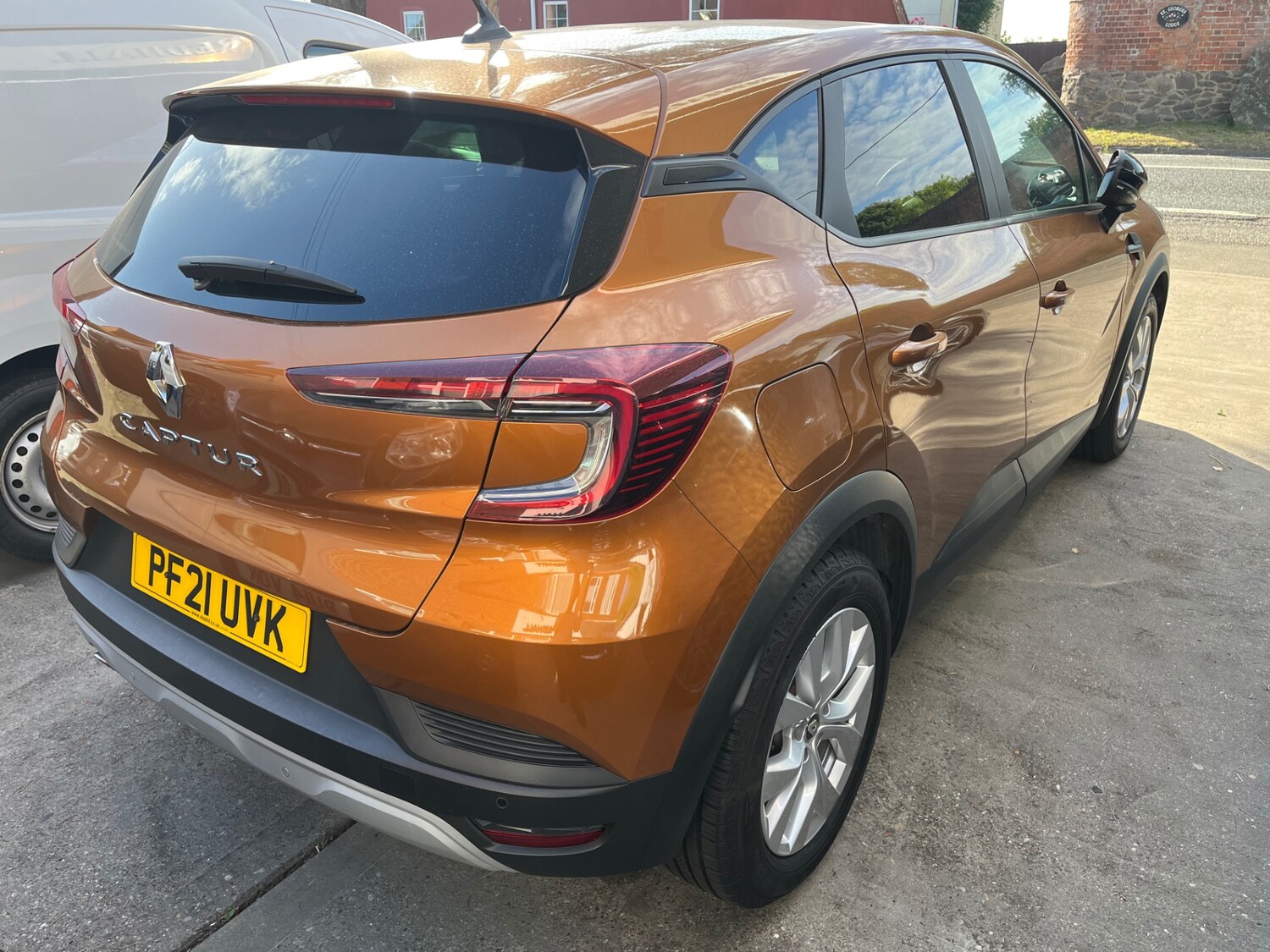 Used Renault Captur 2021 for sale - 75699843: Photo 6