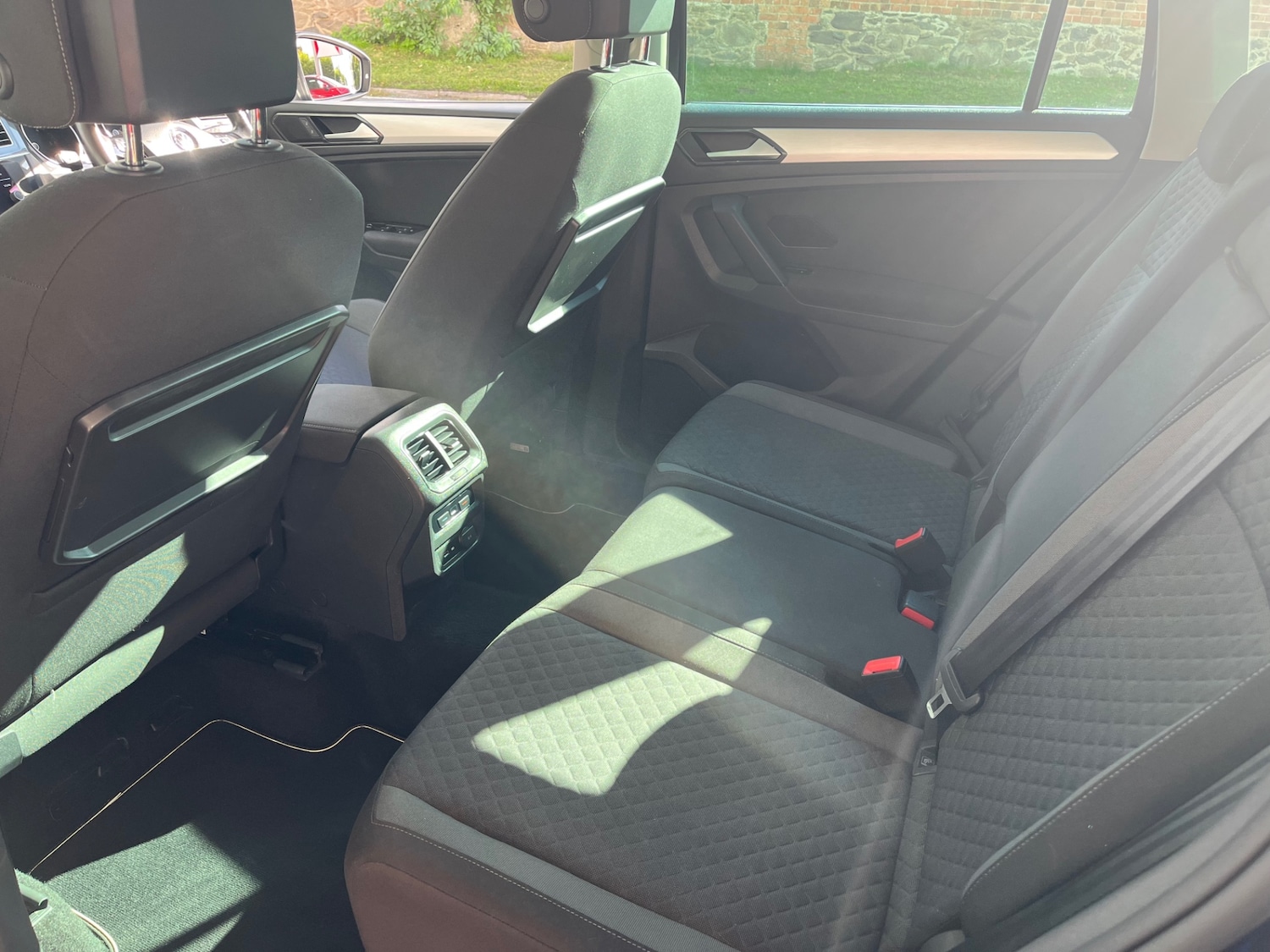 Used Volkswagen Tiguan 2018 for sale - 76037471: Photo 11