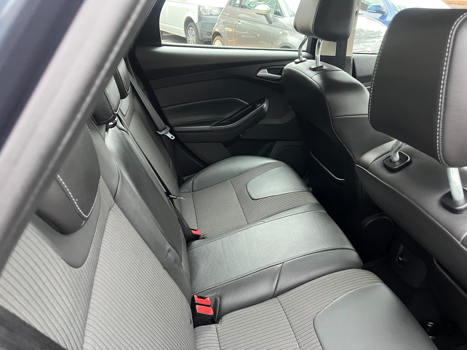 Used Ford Focus 2014 for sale - 76859262: Photo 10