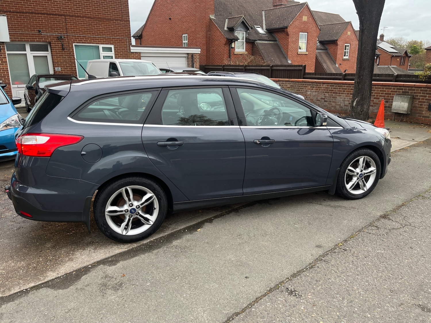 Used Ford Focus 2014 for sale - 76859262: Photo 4