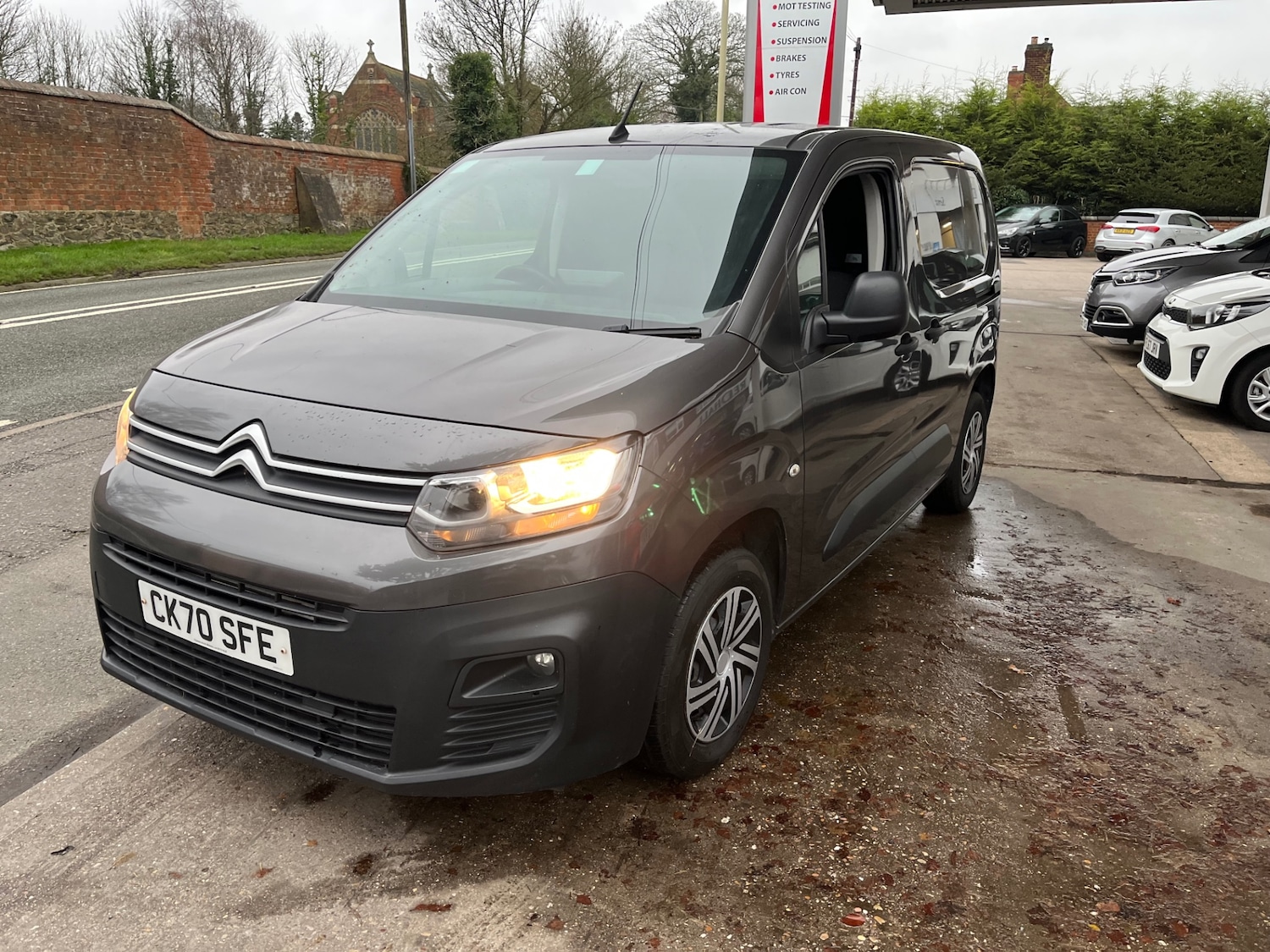 Used Citroen Berlingo 2020 for sale - 76859434: Photo 2