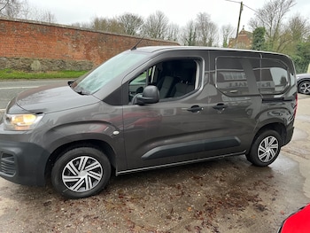 Used Citroen Berlingo 2020 for sale - 76859434: Photo