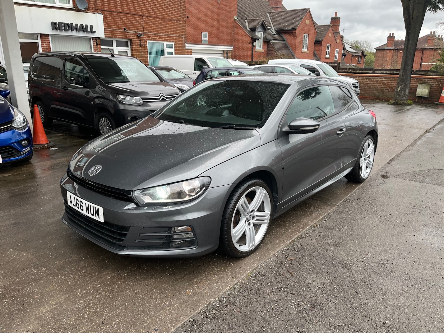 Used Volkswagen Scirocco 2016 for sale - 76859588: Photo 1