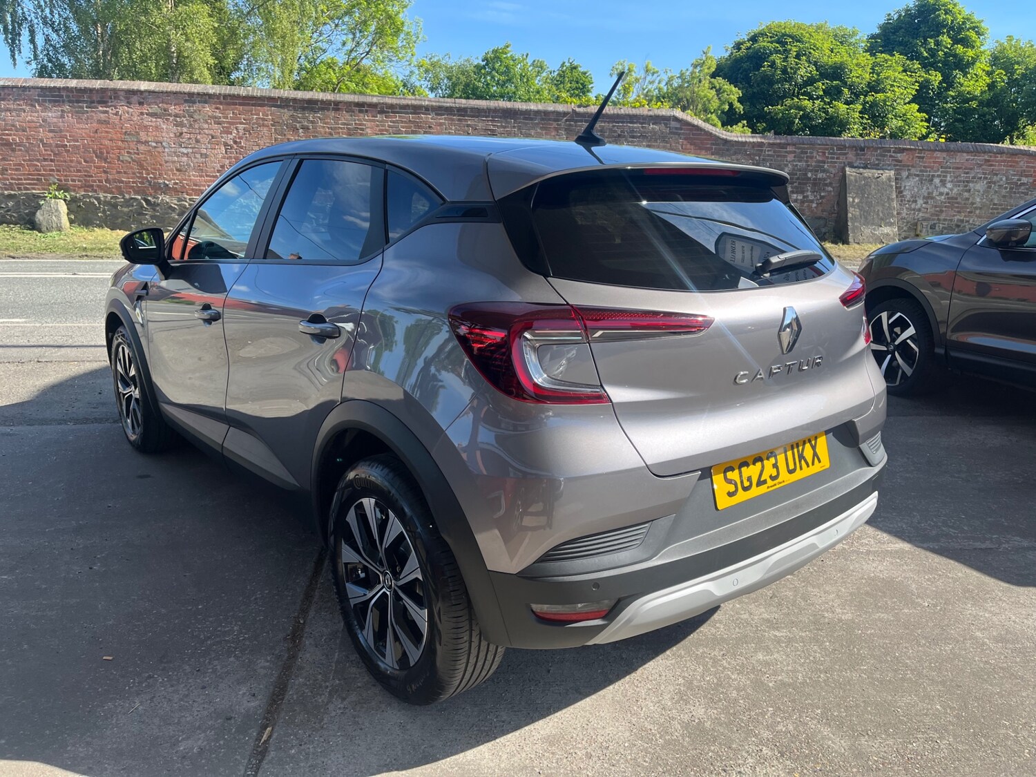Used Renault Captur 2023 for sale - 75699850: Photo 5