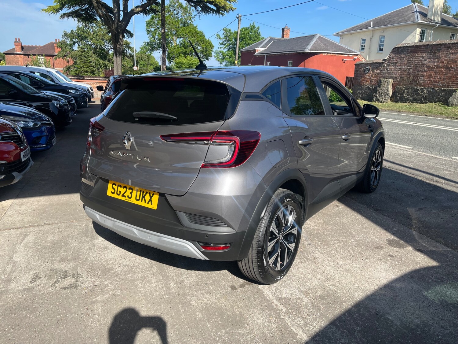 Used Renault Captur 2023 for sale - 75699850: Photo 7
