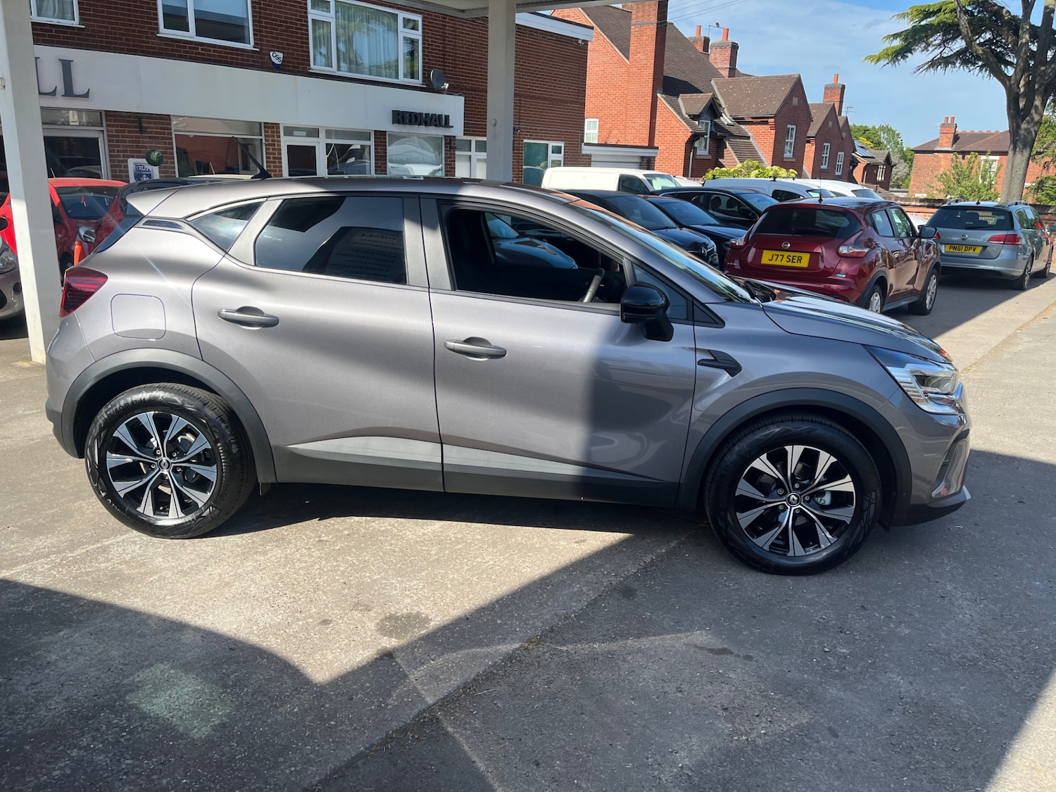 Used Renault Captur 2023 for sale - 75699850: Photo 8