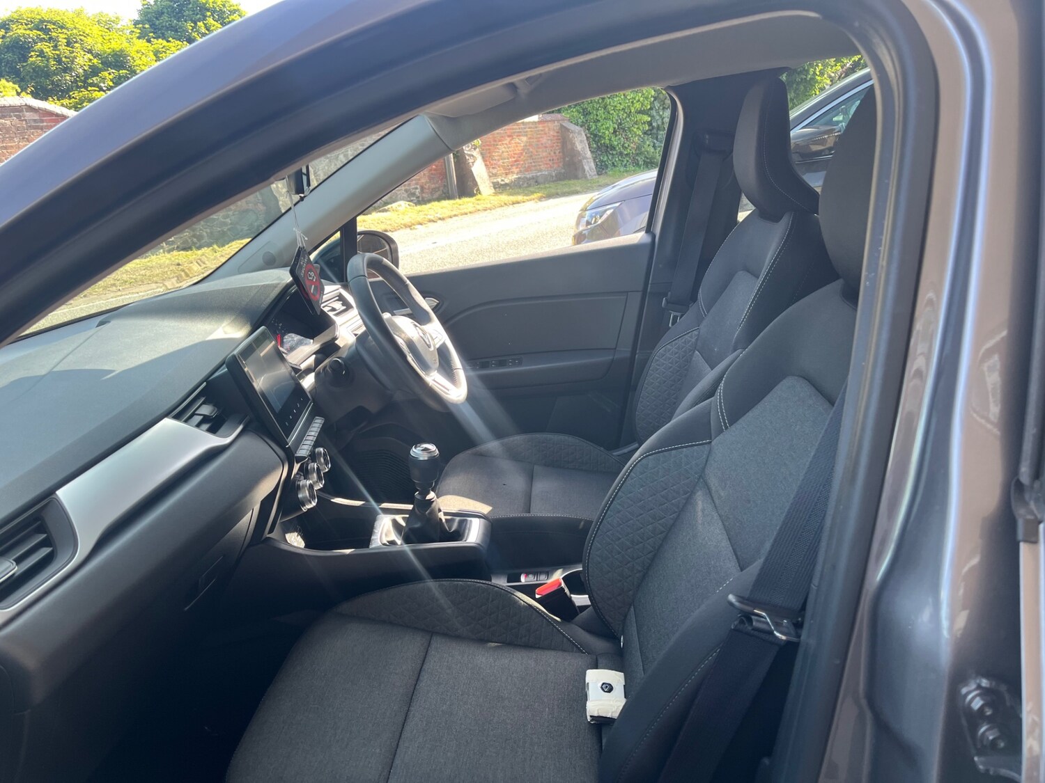 Used Renault Captur 2023 for sale - 75699850: Photo 9
