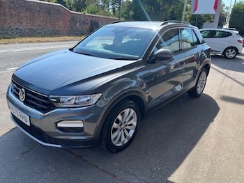 Used Volkswagen T-Roc 2020 for sale - 79703352: Photo