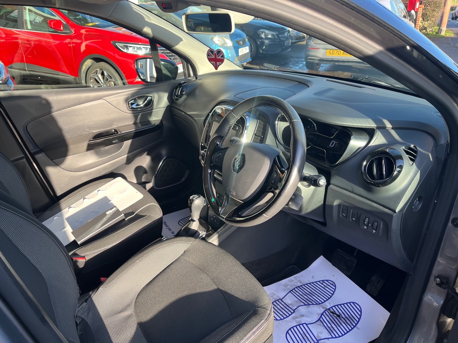 Used Renault Captur 2015 for sale - 77000358: Photo 10