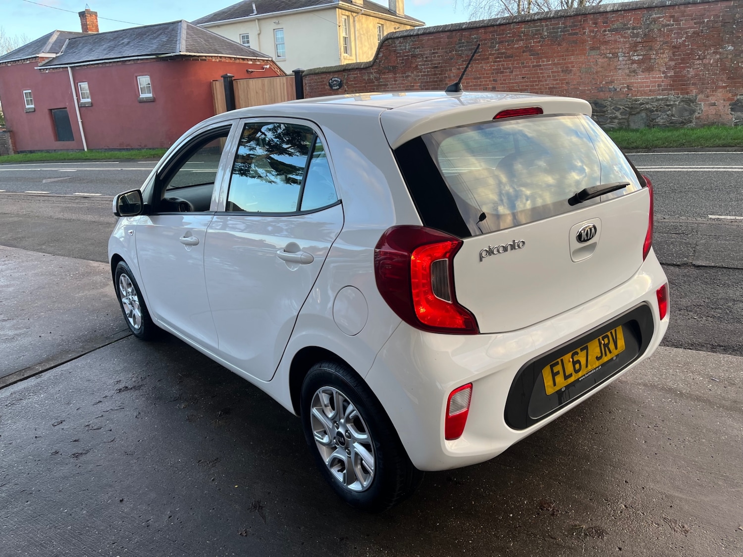 Used Kia Picanto 2017 for sale - 77000359: Photo 5