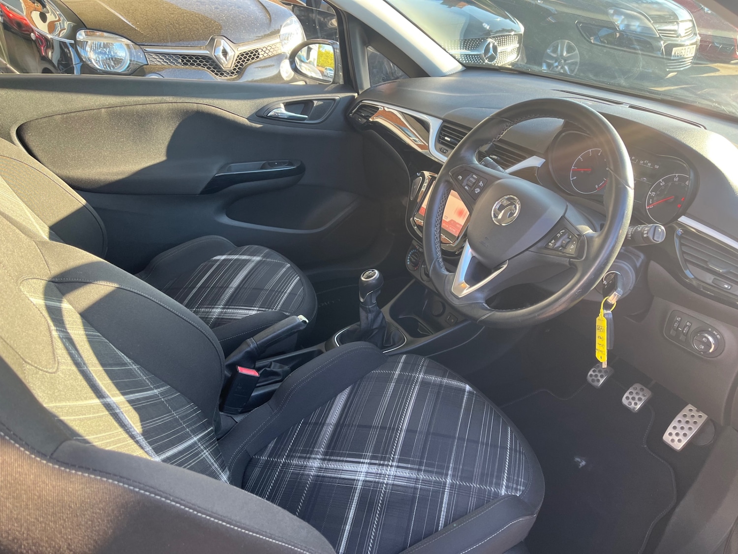 Used Vauxhall Corsa 2015 for sale - 75699937: Photo 10