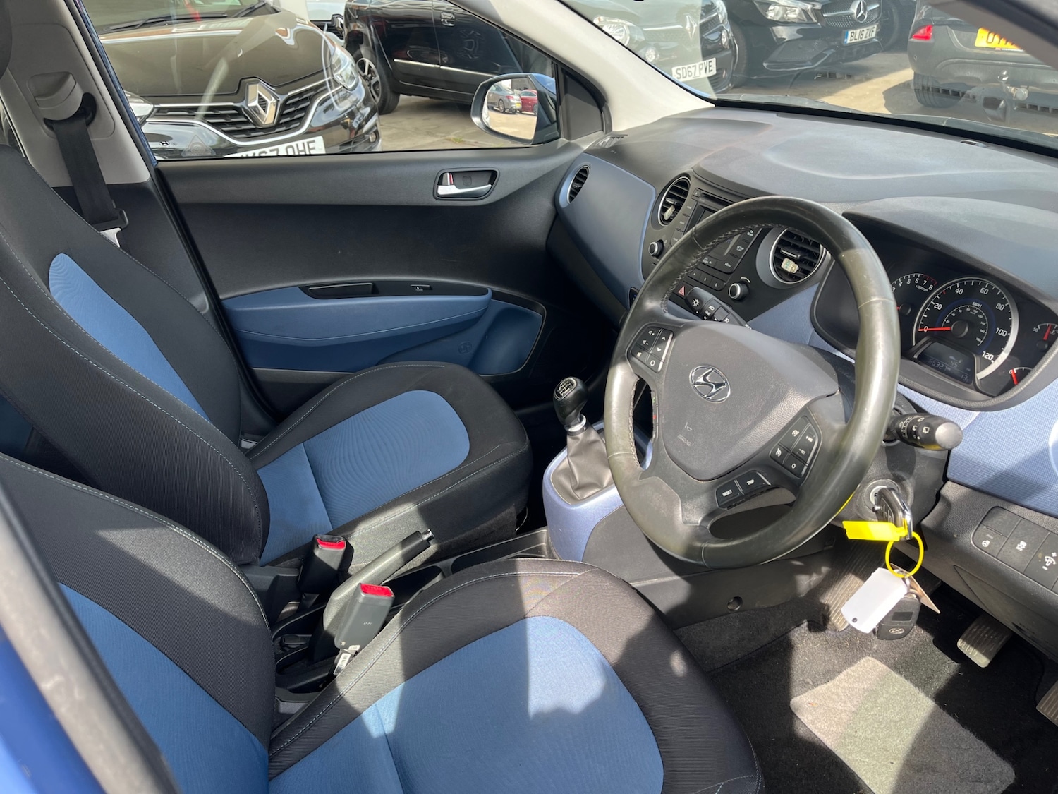 Used Hyundai i10 2014 for sale - 76007523: Photo 10