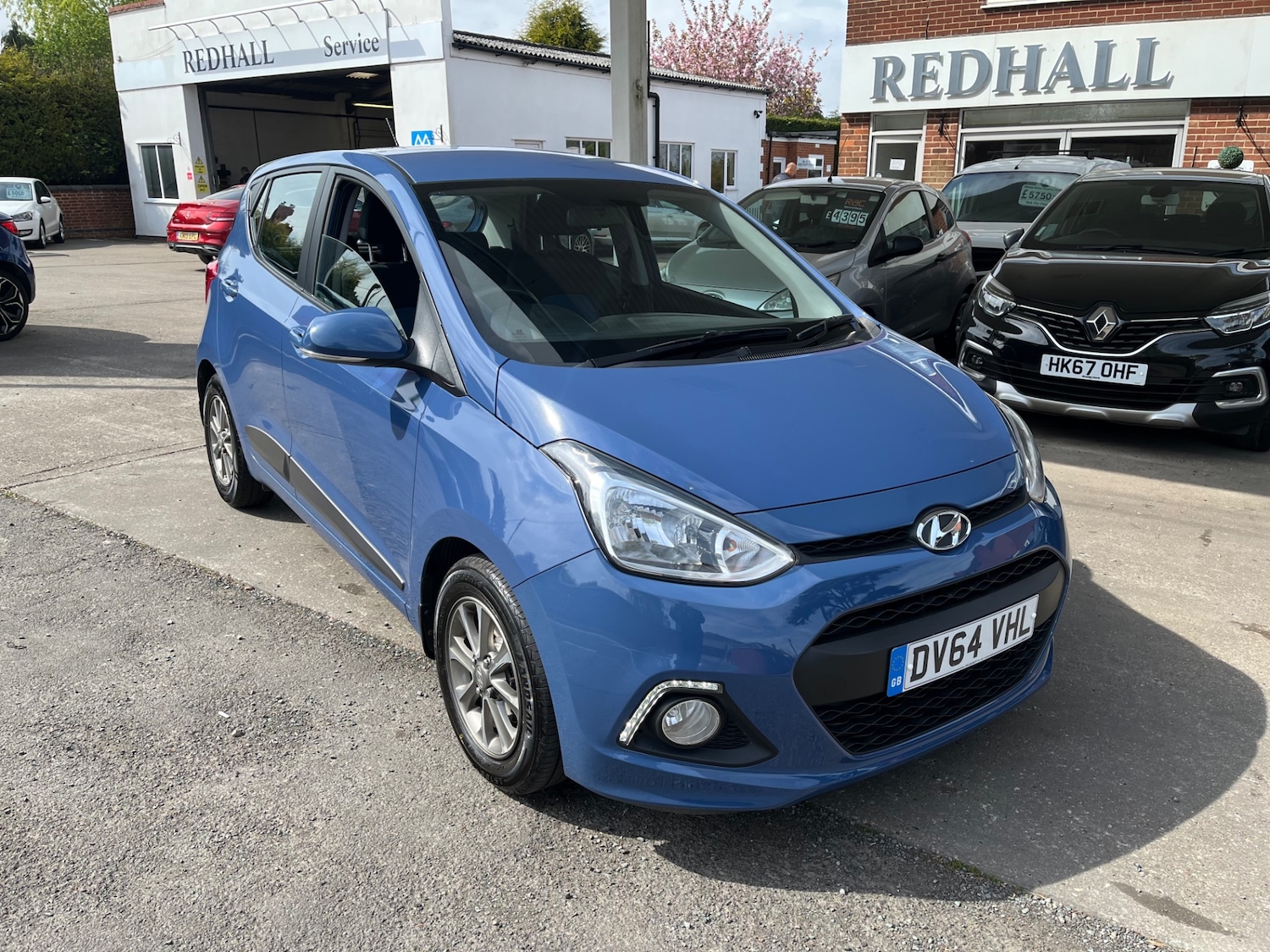 Used Hyundai i10 2014 for sale - 76007523: Photo 2