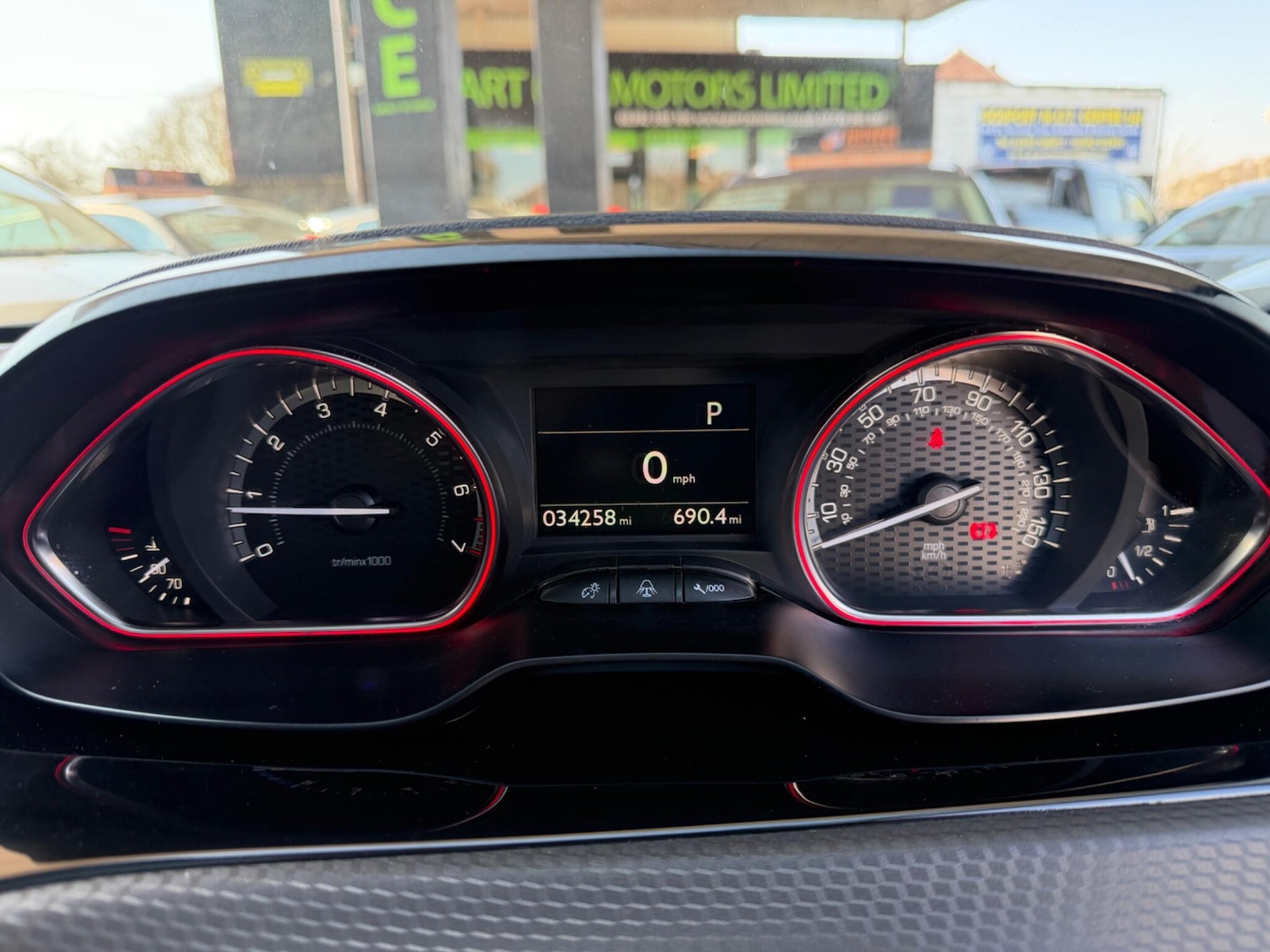 Used Peugeot 2008 2017 for sale - 78020396: Photo 12