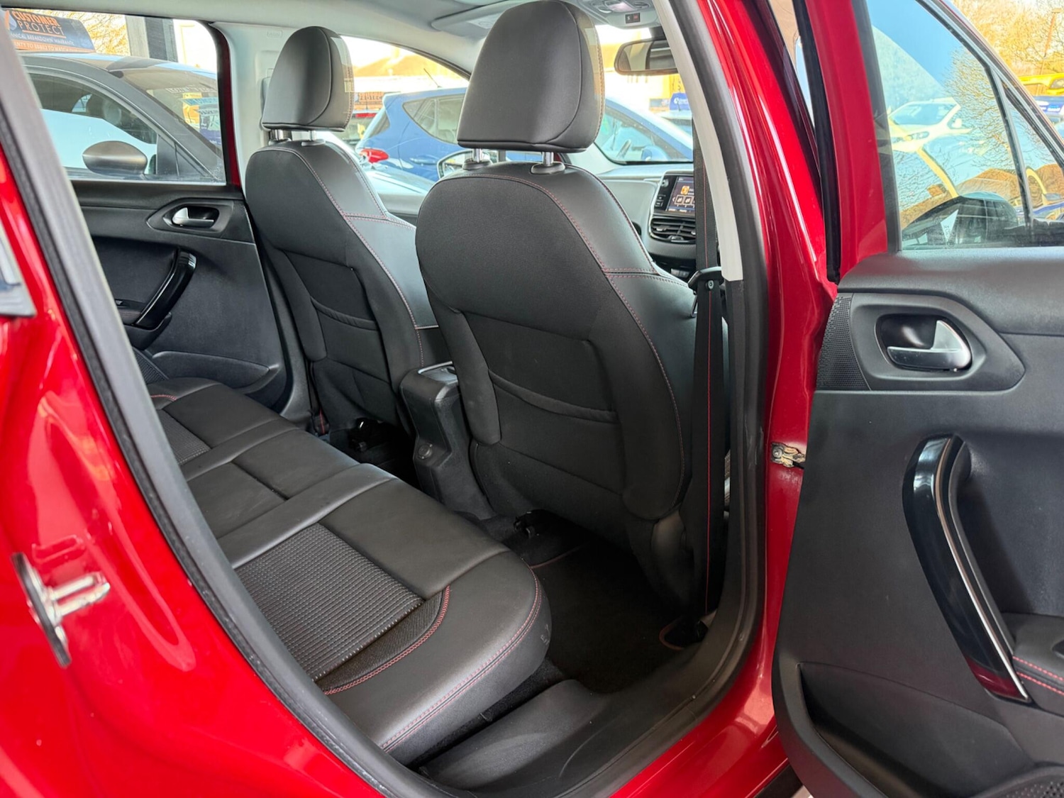 Used Peugeot 2008 2017 for sale - 78020396: Photo 20