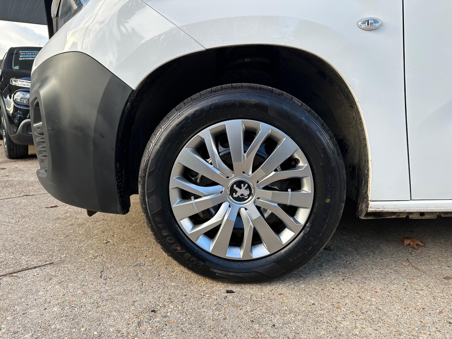 Used Peugeot Partner 2021 for sale - 76992847: Photo 24