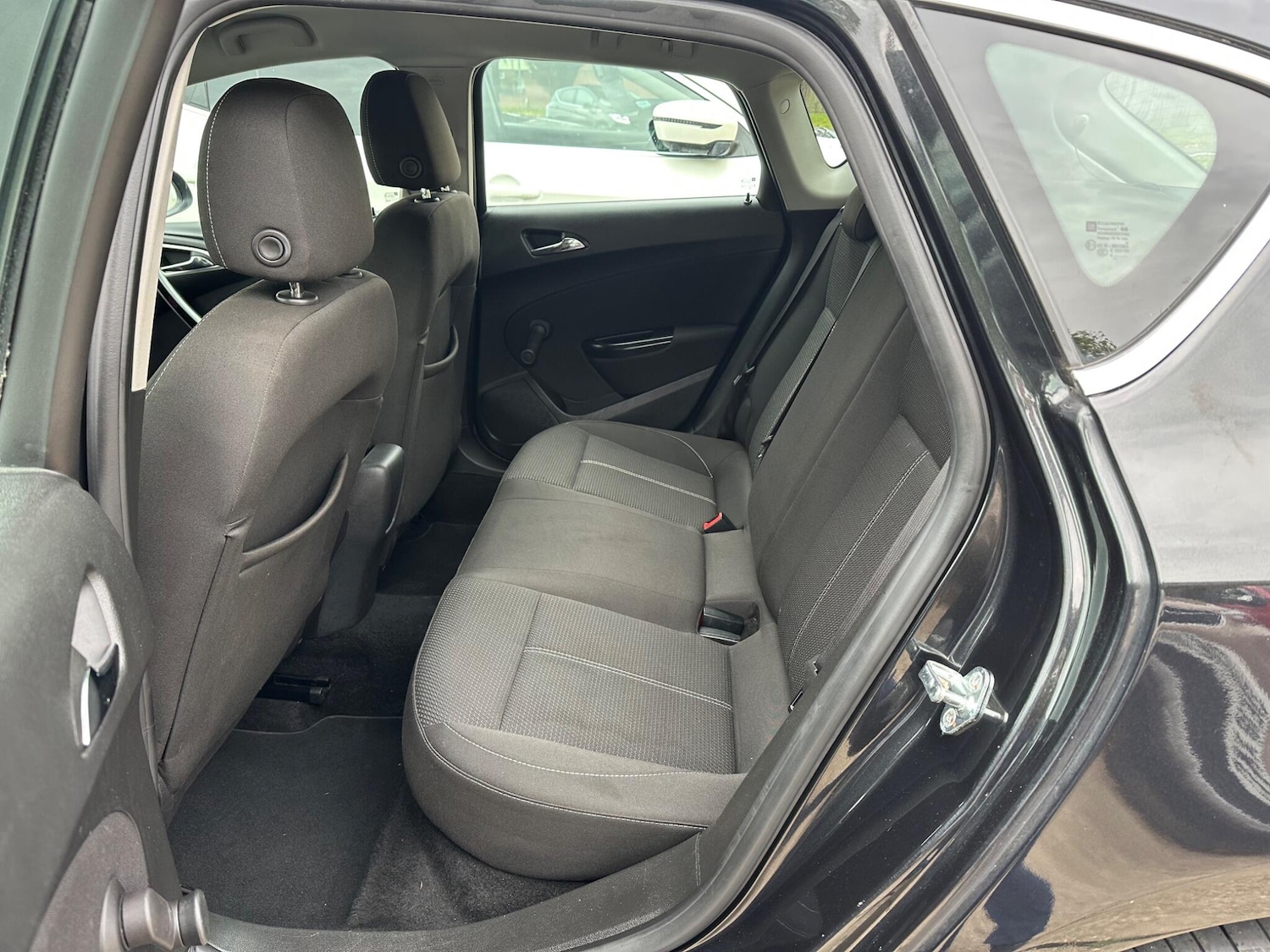 Used Vauxhall Astra 2012 for sale - 76361378: Photo 22