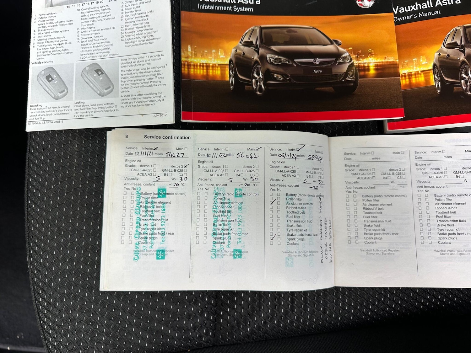 Used Vauxhall Astra 2012 for sale - 76361378: Photo 31