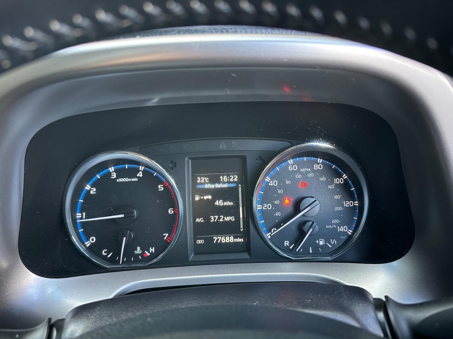 Used Toyota RAV4 2016 for sale - 76989183: Photo 13