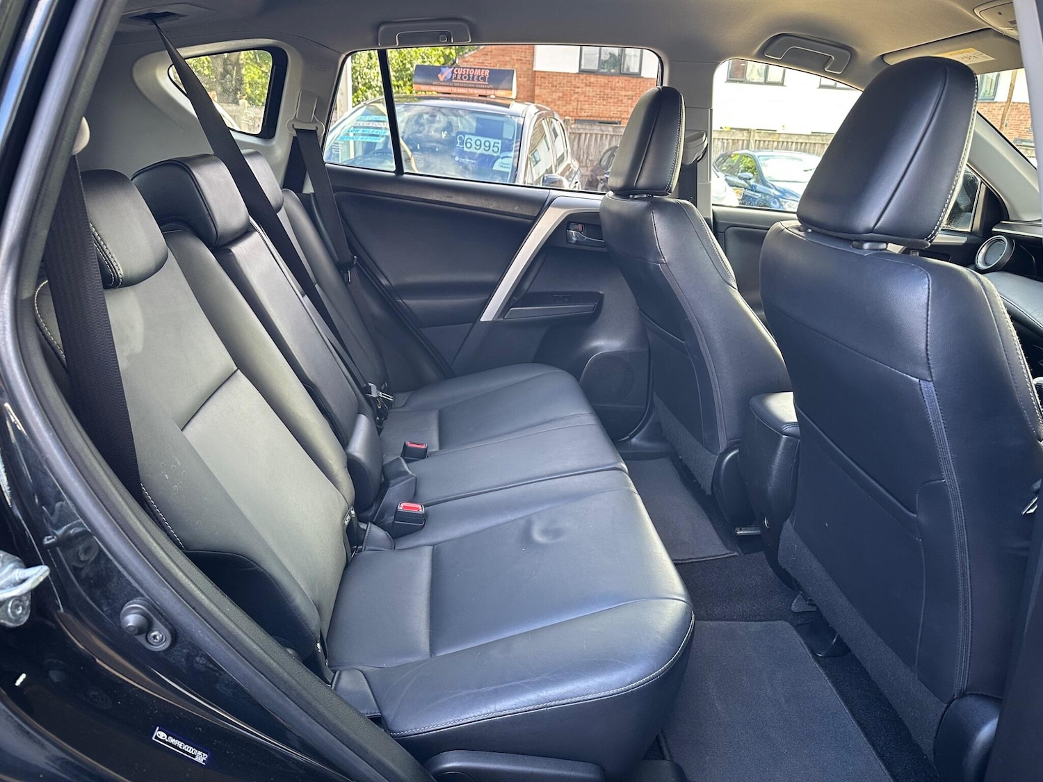 Used Toyota RAV4 2016 for sale - 76989183: Photo 21