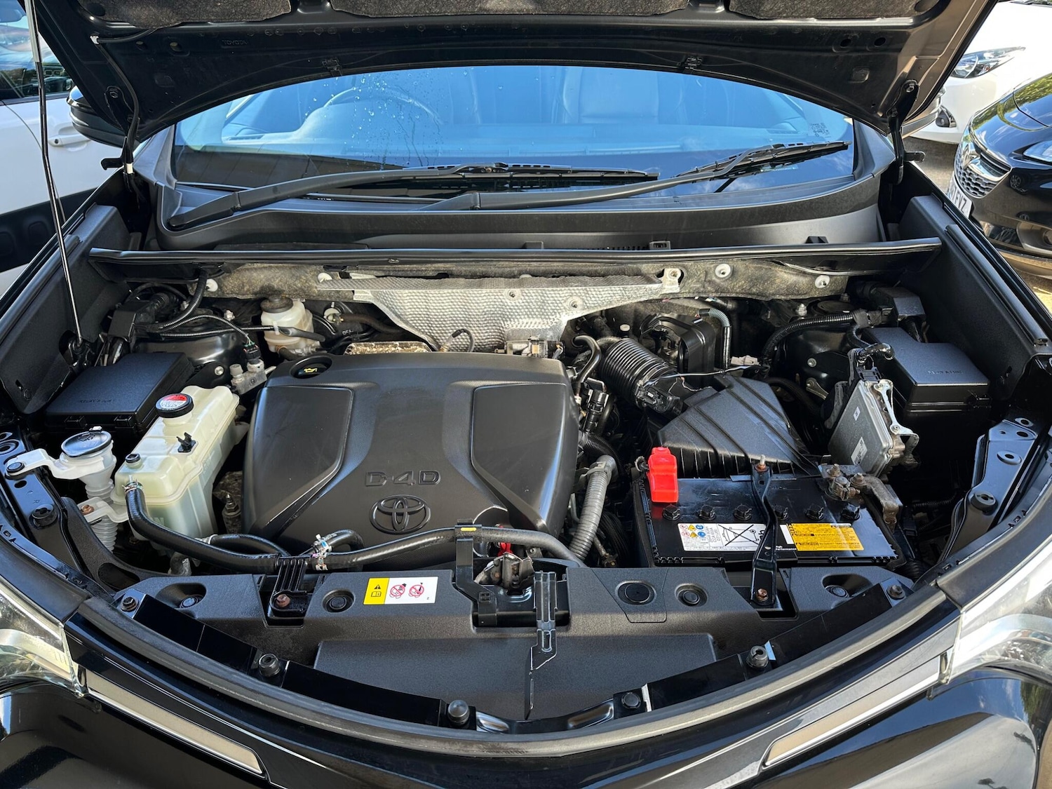 Used Toyota RAV4 2016 for sale - 76989183: Photo 6