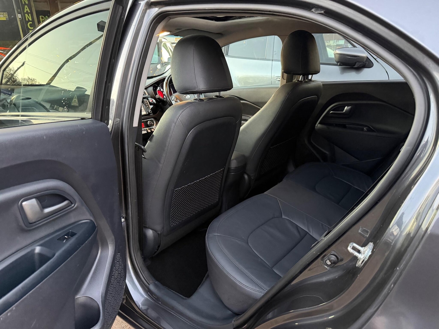 Used Kia Rio 2015 for sale - 77040936: Photo 24