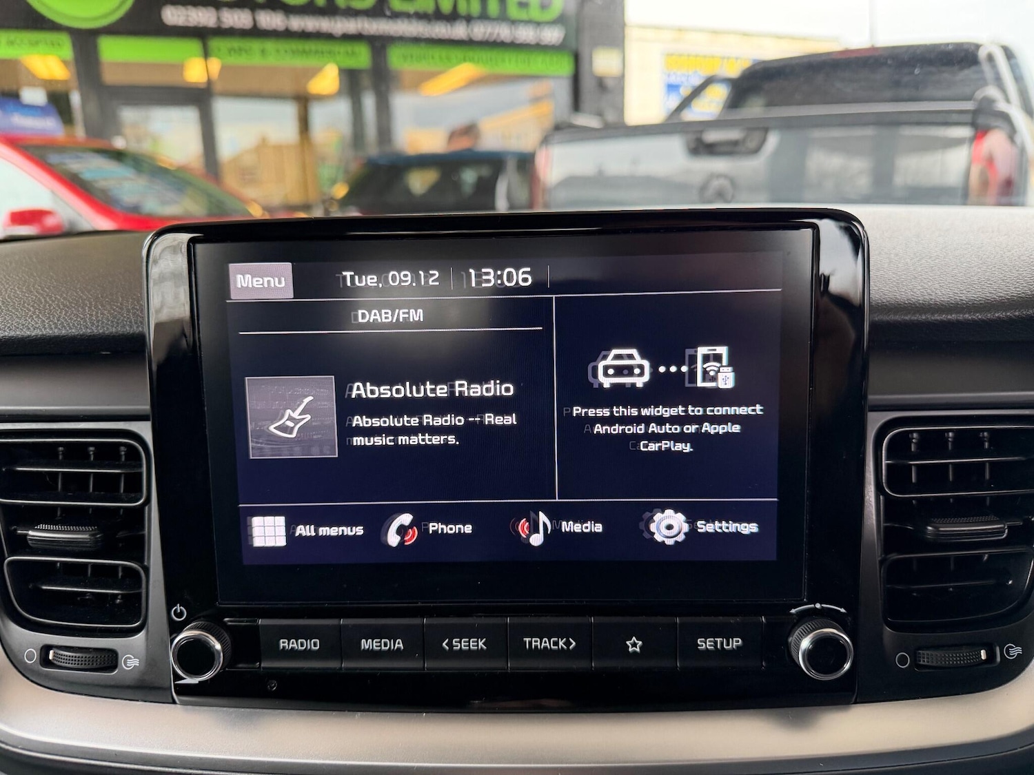 Used Kia Stonic 2023 for sale - 76887266: Photo 14