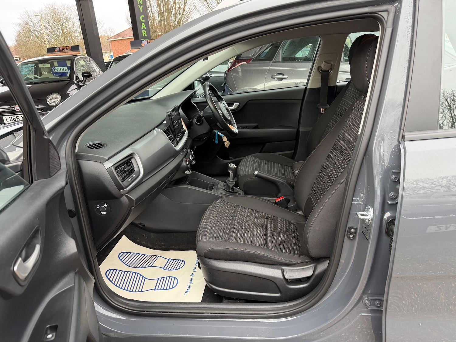 Used Kia Stonic 2023 for sale - 76887266: Photo 20